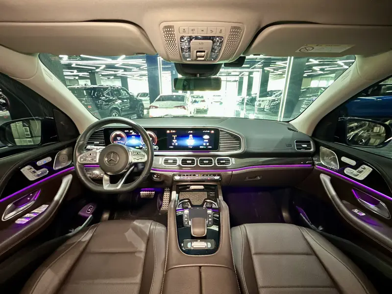 Mercedes-Benz GLS — фото 10