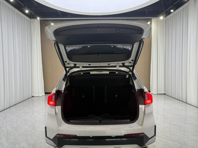 BMW X1 id 4387262 из Китая 7
