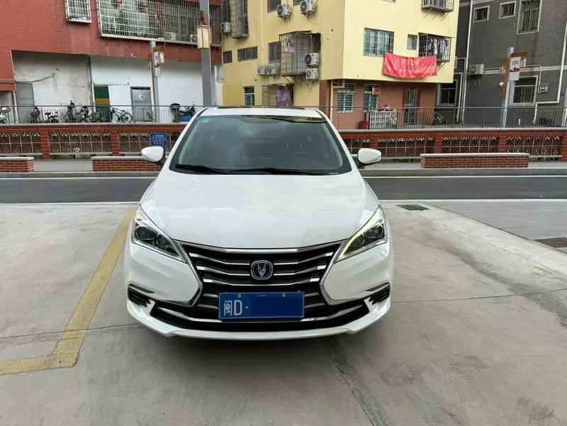 Changan Eado DT — фото 2
