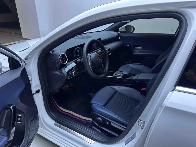Mercedes-Benz A-Class A 180 L — фото 12