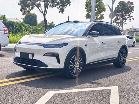 Leapmotor C11
