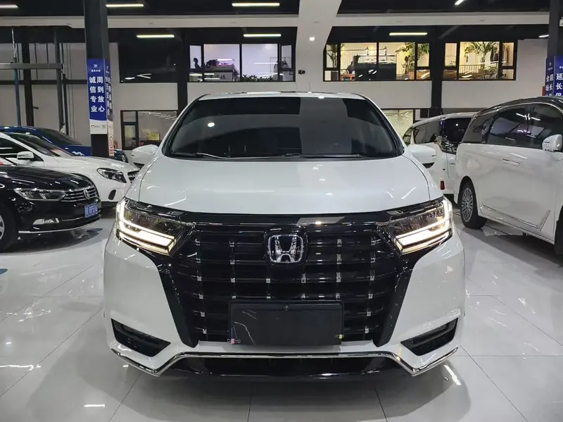 Honda Elysion 2.0L люкс — фото 2
