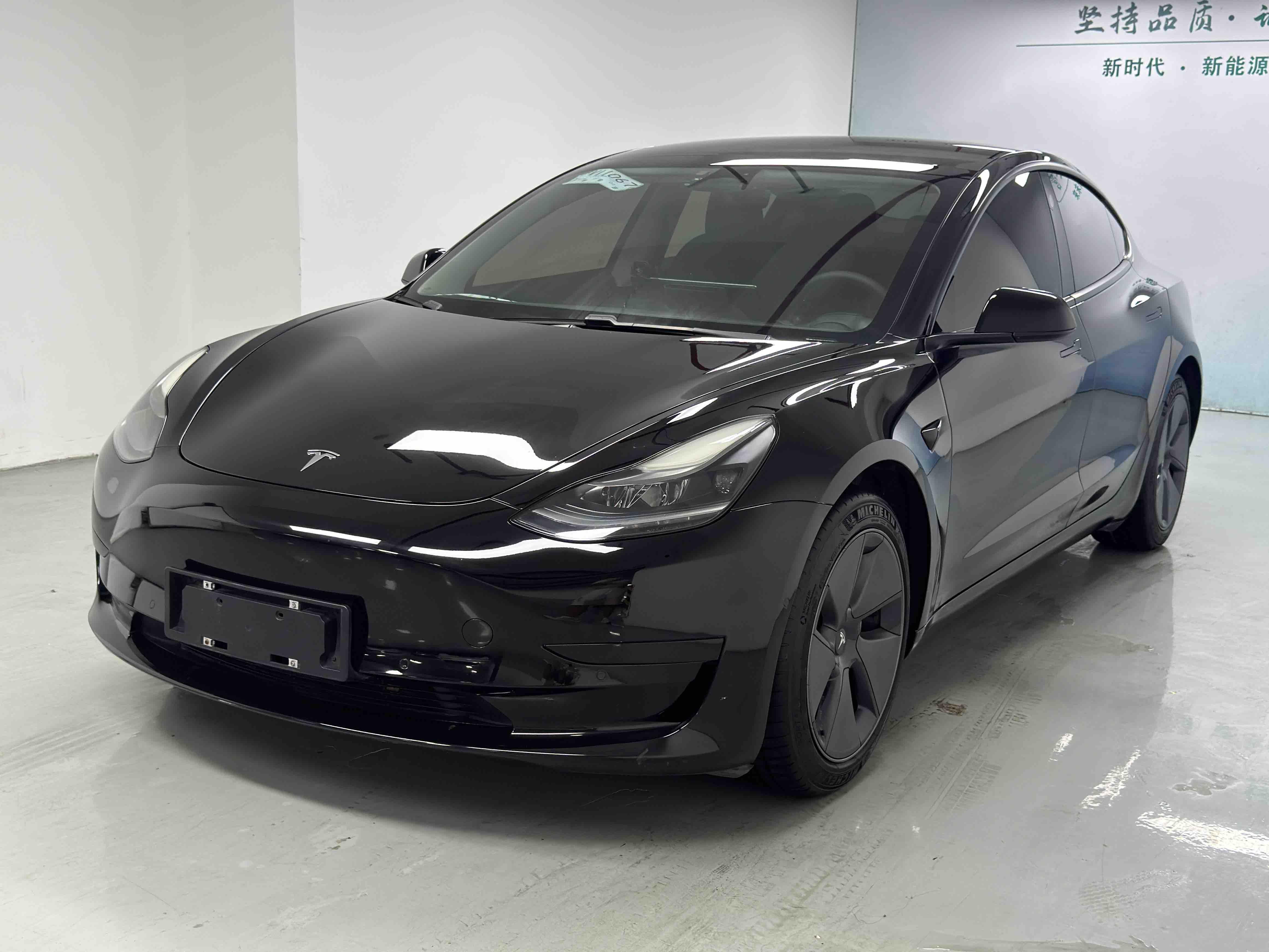 Tesla Model 3 2021 1