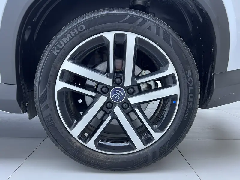 BYD Song L DM-i 112KM продвинутая — фото 11