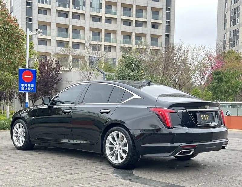 Cadillac CT5 — фото 4