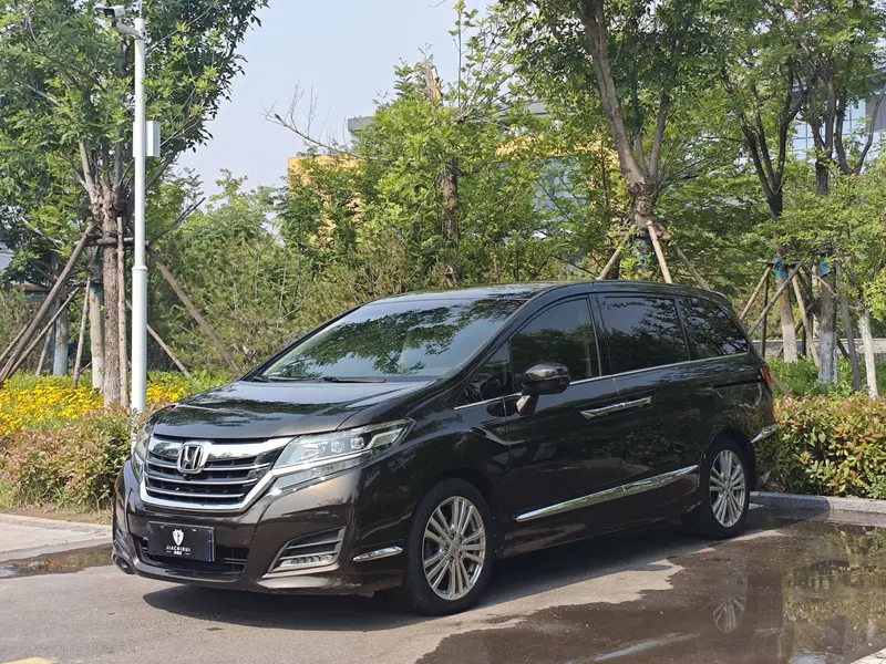 Honda Elysion 2.4 L Comfort
