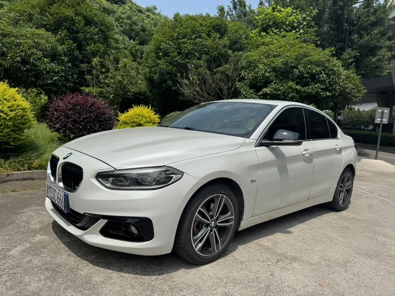 BMW 1 118i