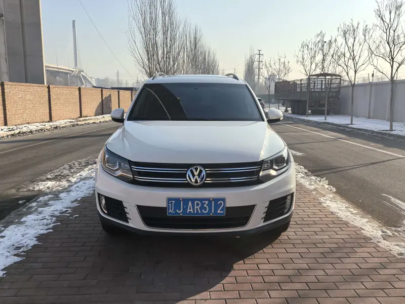 Volkswagen Tiguan — фото 2