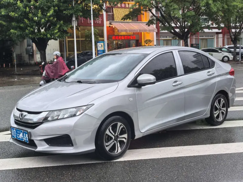 Honda 1.5 L CVT Comfort