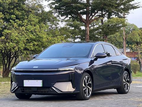 Geely Galaxy L6