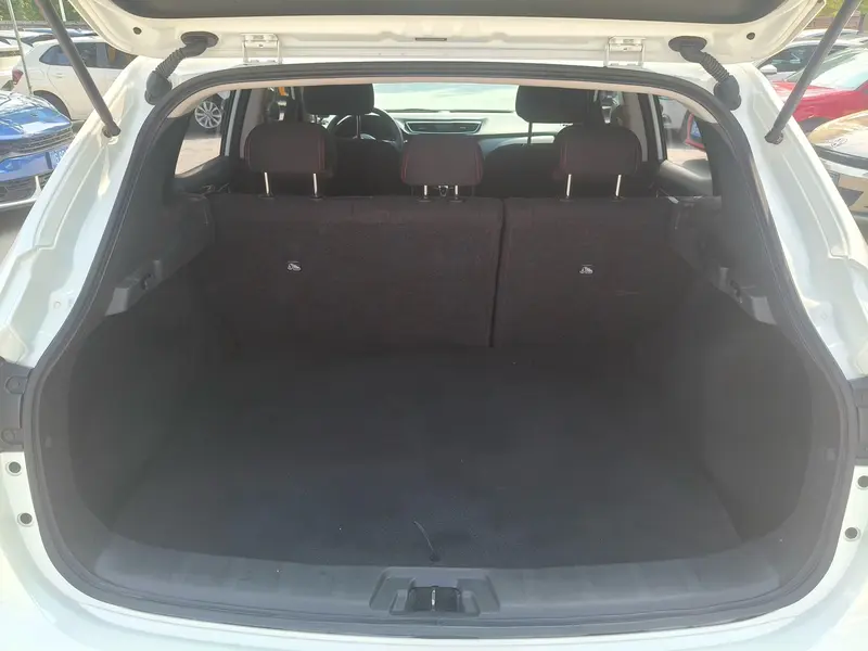 Nissan Qashqai — фото 11