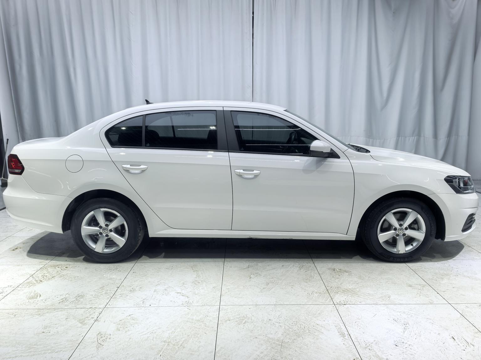 Volkswagen Lavida: фотография 4 из 15
