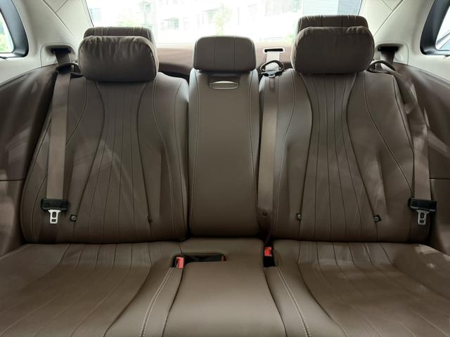 Mercedes-Benz E-class 2022 Черный из Китая, фото 3