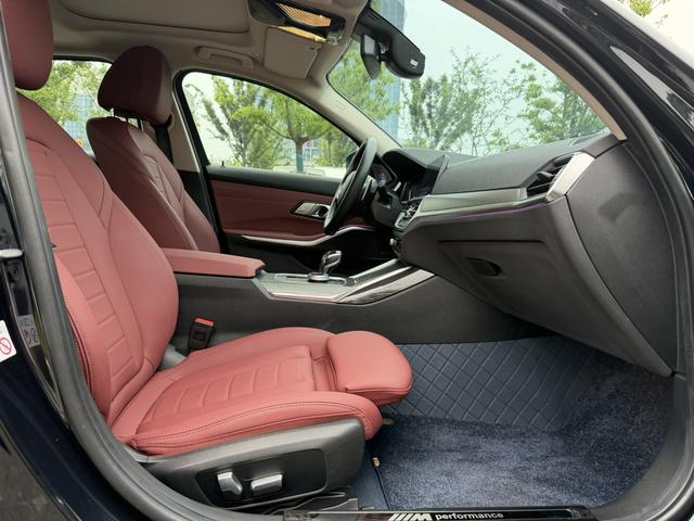BMW 3 series 2021 Черный из Китая, фото 4