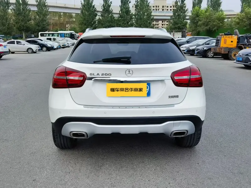 Mercedes-Benz GLA — фото 5