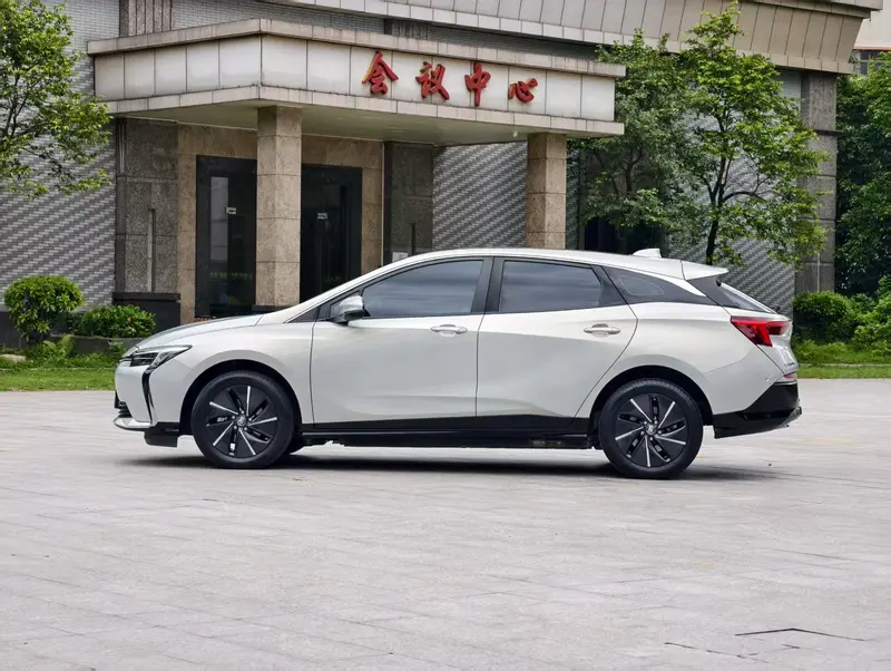 Buick Velite 6 430km — фото 4