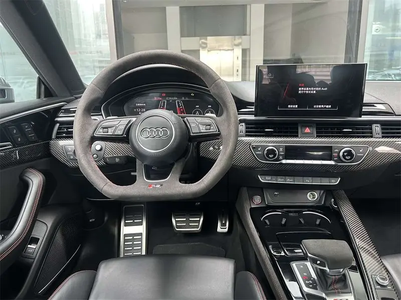 Audi RS 5 — фото 12