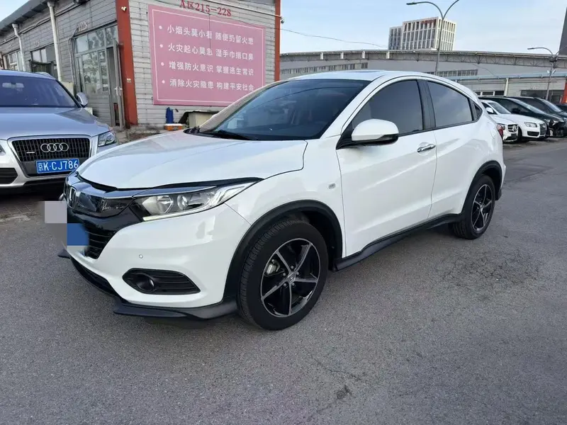 Honda Vezel 1.5 L CVT