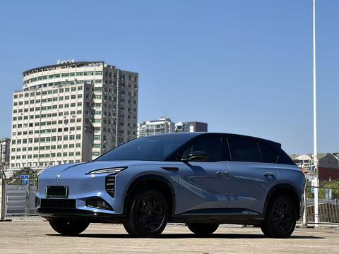 Hongqi Tiangong 08