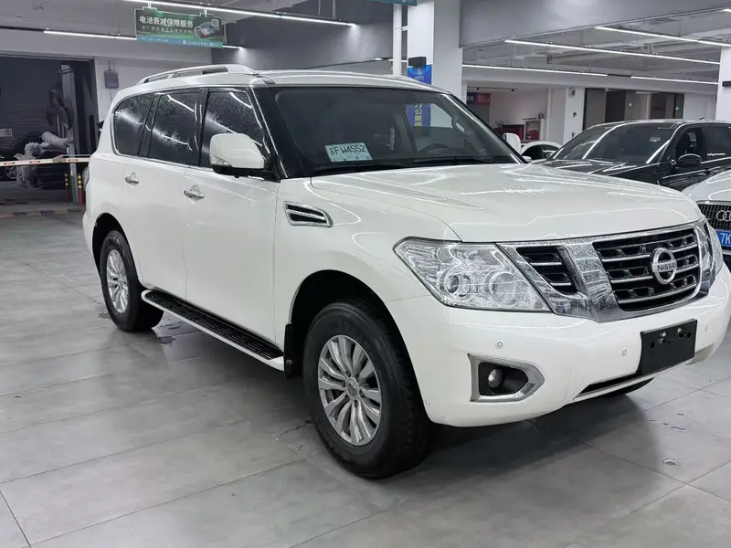 Nissan Patrol — фото 3
