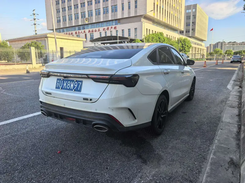Geely Binrui — фото 6
