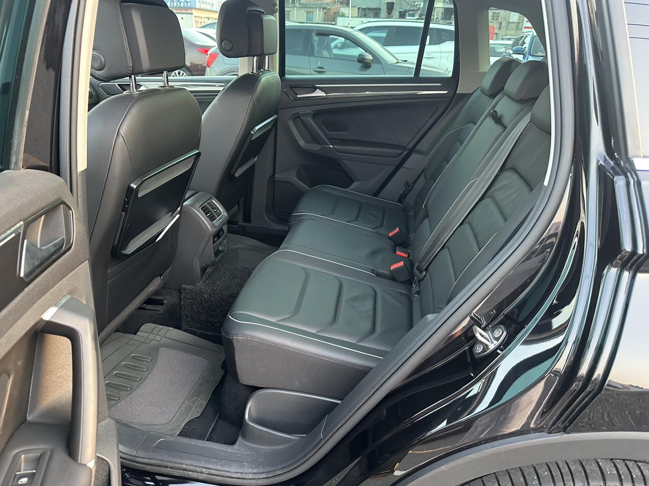 Volkswagen Tiguan 2017 330TSI