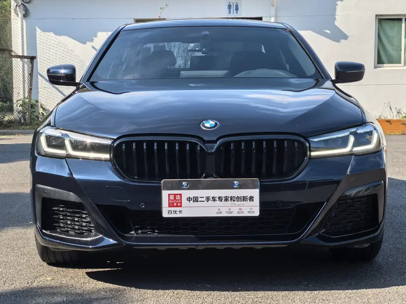 BMW 5 Series — фото 2