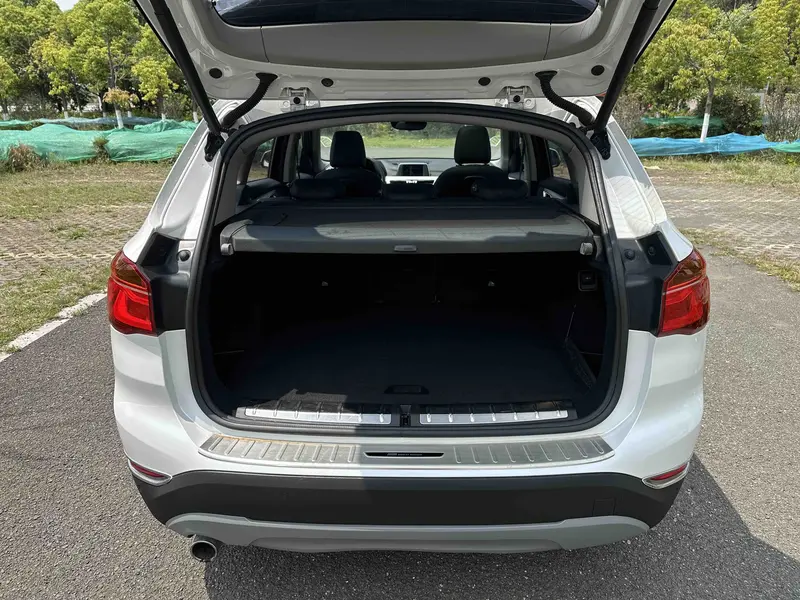 BMW X1 — фото 15