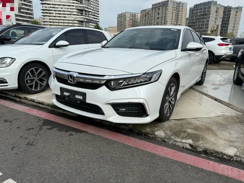Honda Inspire — фото 1