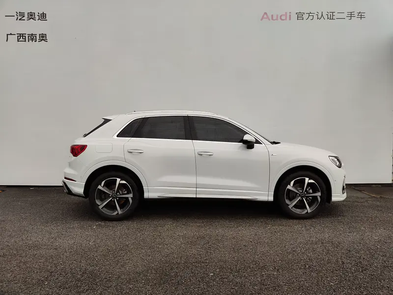 Audi Q3 — фото 5