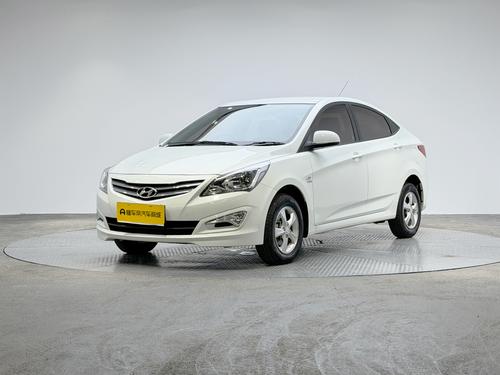 Hyundai Reina