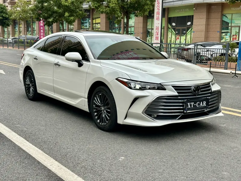 Toyota Avalon — фото 3