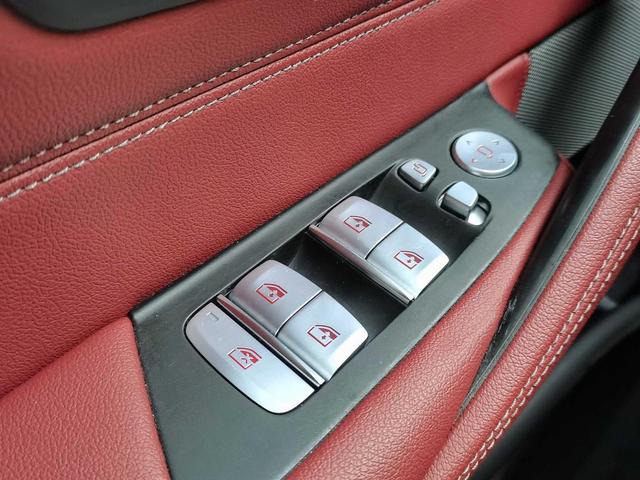 BMW 5 series 2023 Черный из Китая, фото 6