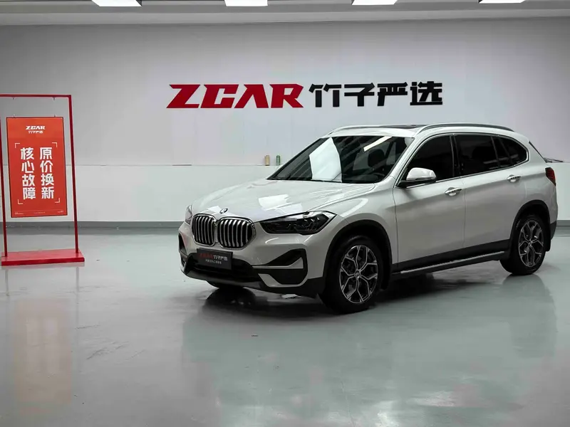 BMW X1 — фото 1