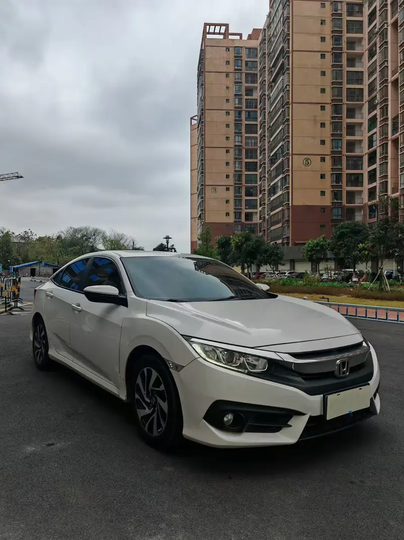 Honda Civic — фото 3