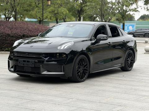 Lynk & Co 03 2022 03+ 2.0TD версия с автоматическим управлением ветром
