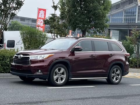 Toyota Highlander 2017 2.0T Luxury 7 мест