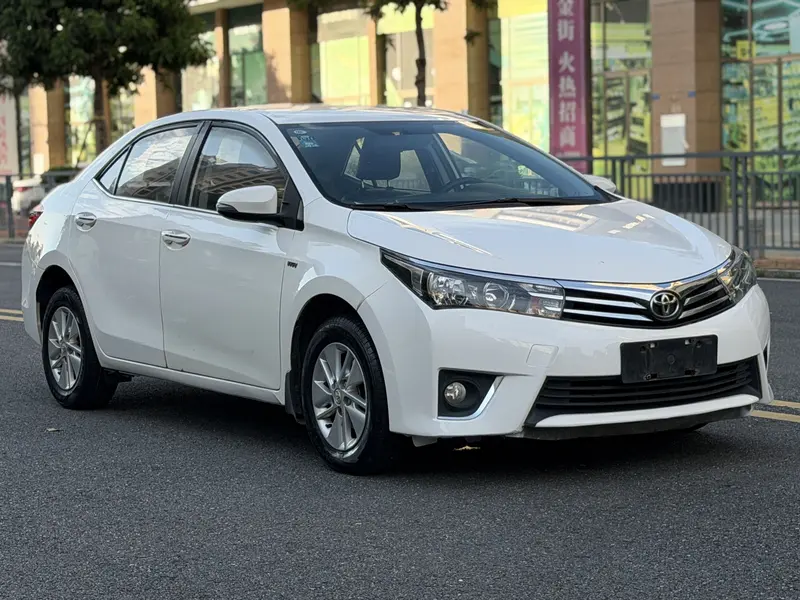 Toyota Corolla — фото 3