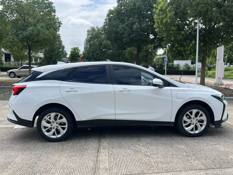 Buick Velite 6 430km — фото 7