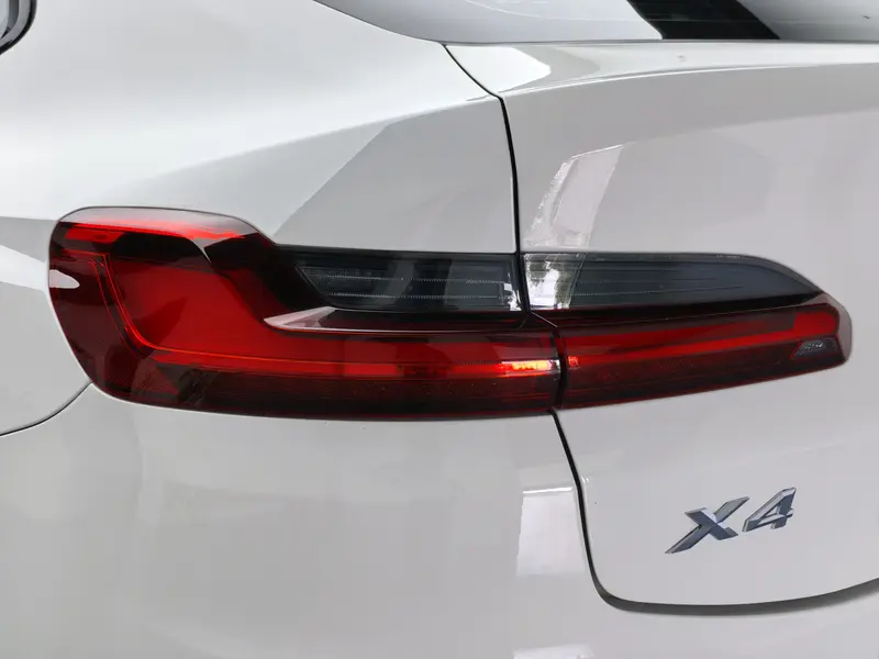 BMW X4 xDrive25i M спортпакет — фото 10