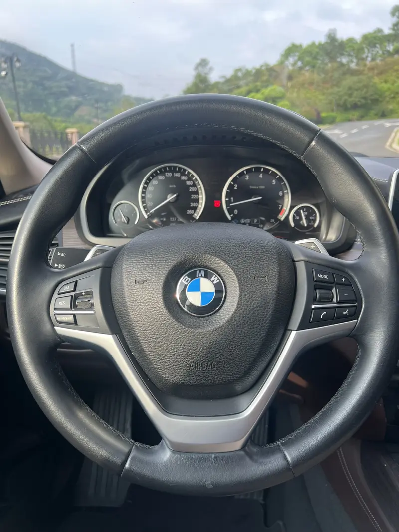BMW X5 xDrive35i премиум — фото 10