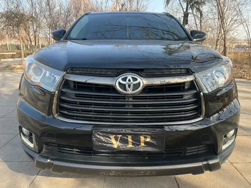 Toyota Highlander — фото 2