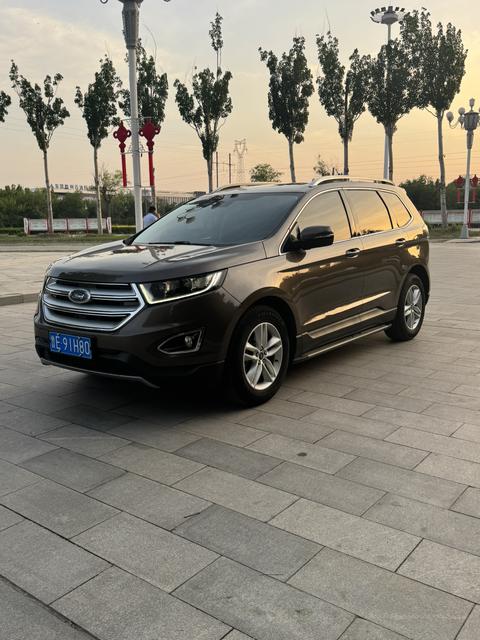 Ford Edge