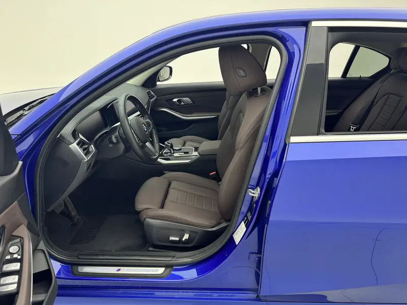 BMW 3 Series — фото 12