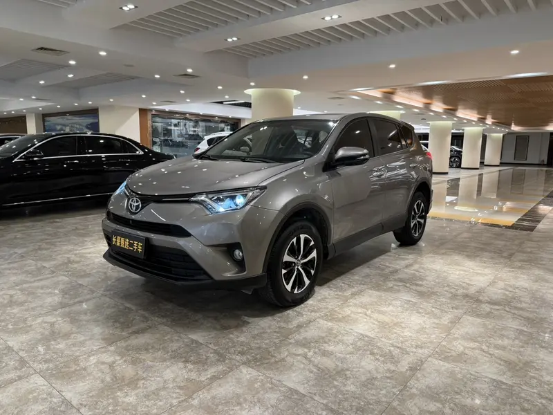 Toyota RAV 4 2.0 L CVT 2 WD VI