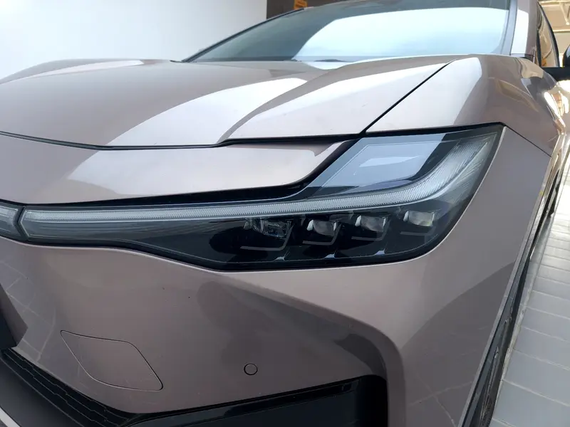 Toyota b Z 3 Premium — фото 9