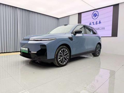 Leapmotor B10