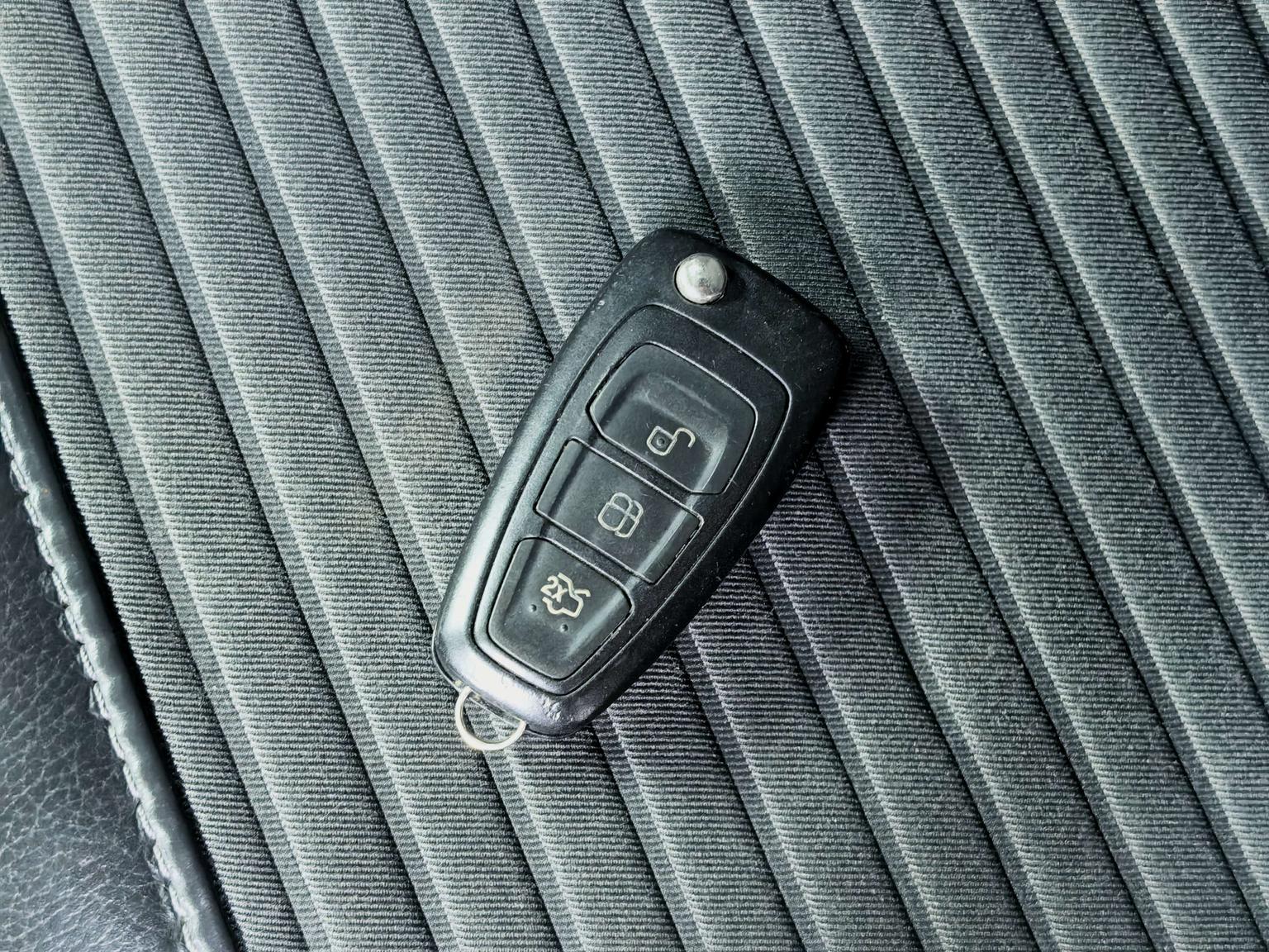 Ford Focus — фотографии объявления, Фото 19