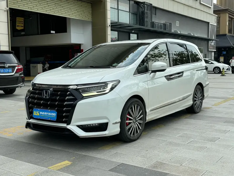 Honda Elysion 2.0 L Luxury