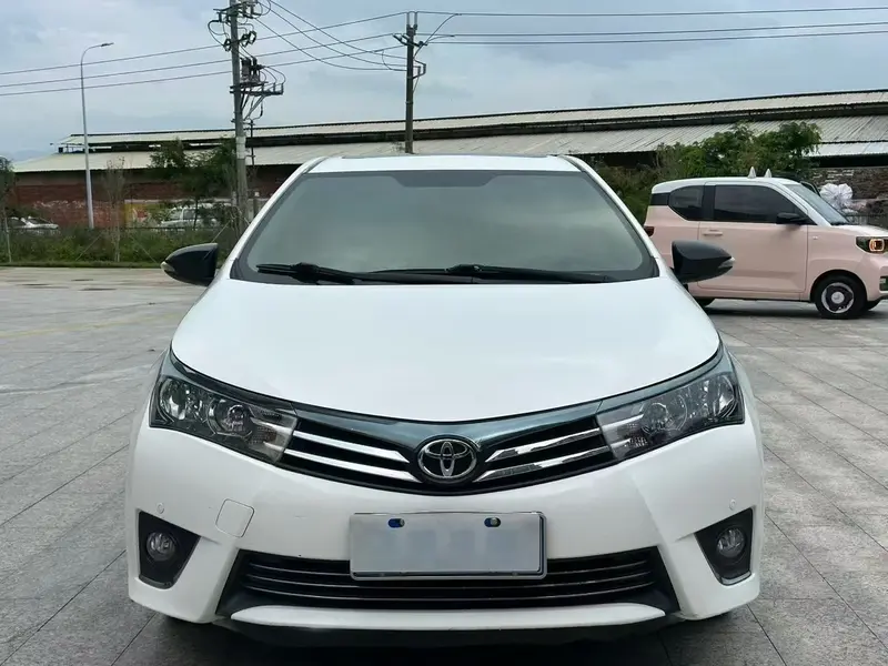 Toyota Corolla — фото 2